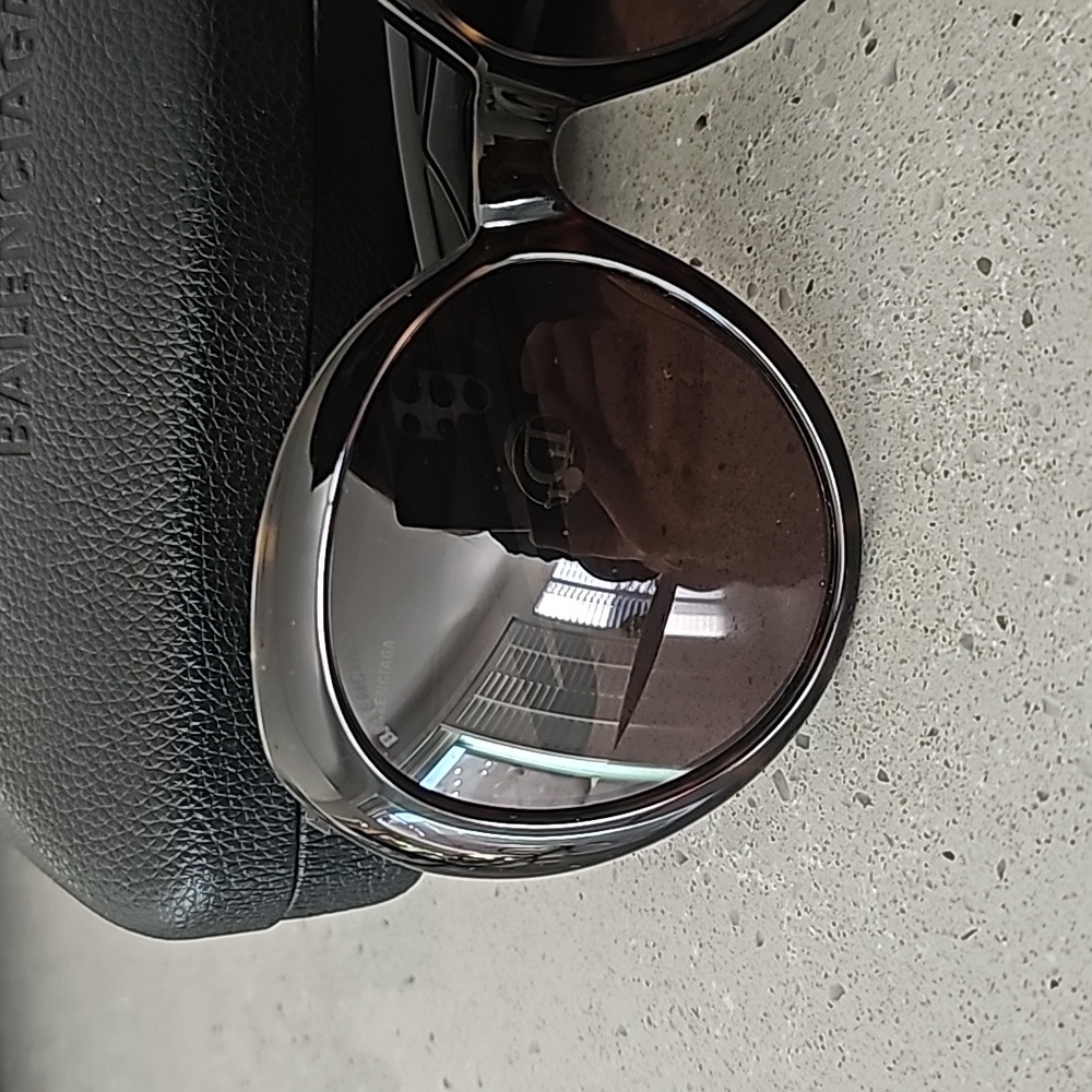 Balenciaga Sunglasses - Picture 10 of 11